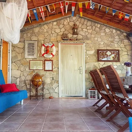 Holiday home Holiday Utula Veliki Drvenik