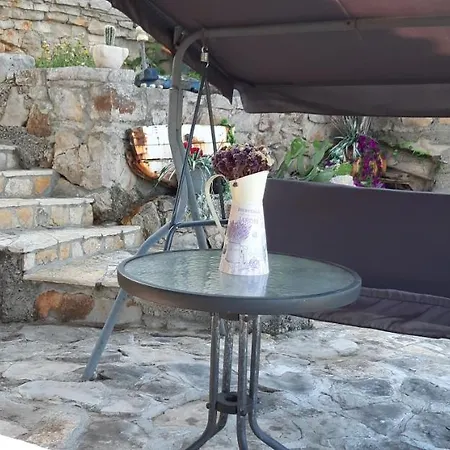 Holiday Utula Holiday home Veliki Drvenik